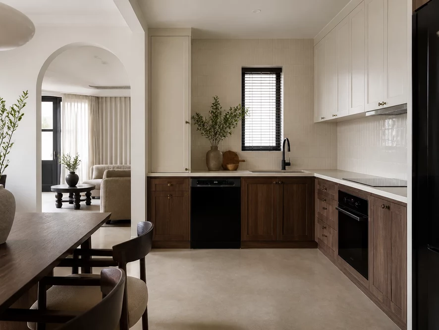 Thiết kế nội thất phòng bếp 10m2 hình chữ L